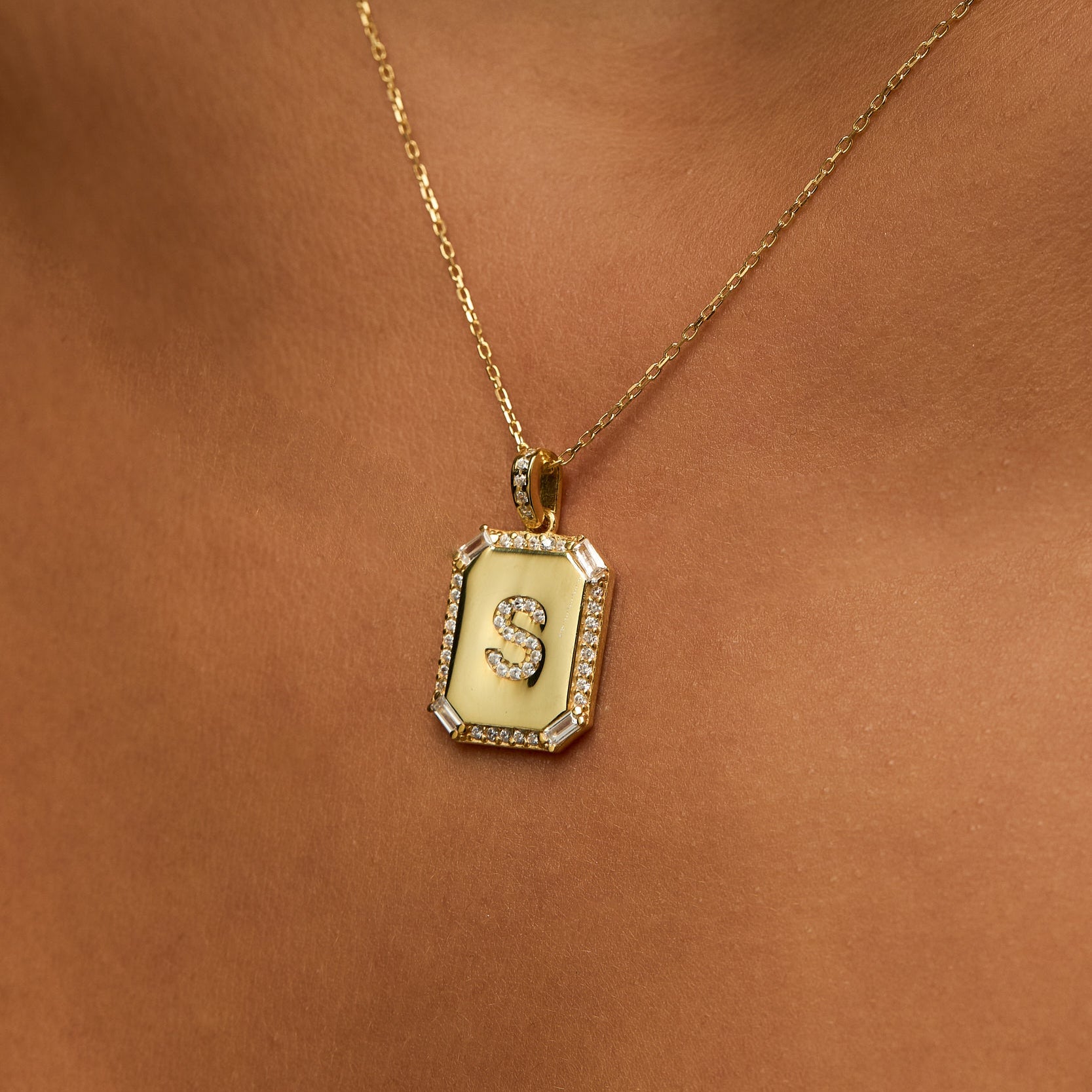 925 | Taşlı Harf Kolye